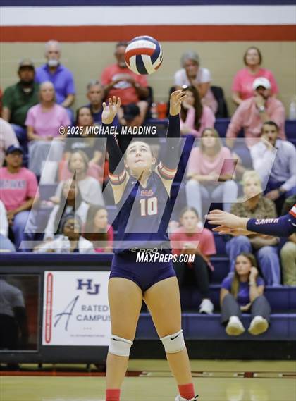 Thumbnail 2 in Hamshire-Fannett @ Hardin-Jefferson photogallery.