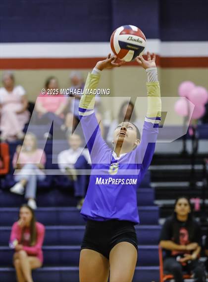 Thumbnail 2 in Hamshire-Fannett @ Hardin-Jefferson photogallery.