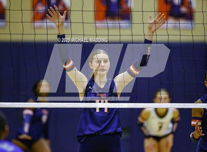Thumbnail 3 in Hamshire-Fannett @ Hardin-Jefferson photogallery.