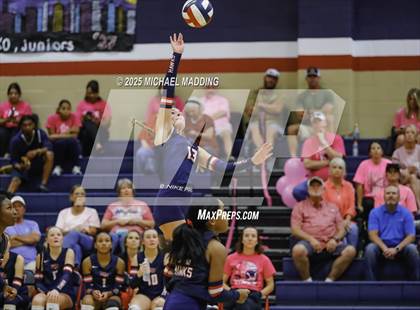 Thumbnail 3 in Hamshire-Fannett @ Hardin-Jefferson photogallery.