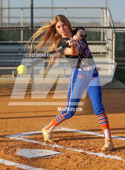 Thumbnail 2 in Hardee (Team & Individuals) photogallery.