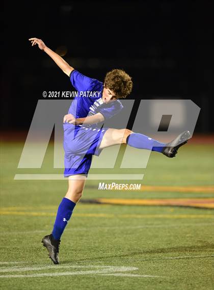 Thumbnail 2 in Somers vs. Old Saybrook (CIAC Class S Semifinal) photogallery.