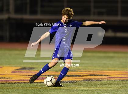 Thumbnail 1 in Somers vs. Old Saybrook (CIAC Class S Semifinal) photogallery.