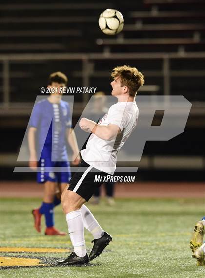 Thumbnail 1 in Somers vs. Old Saybrook (CIAC Class S Semifinal) photogallery.