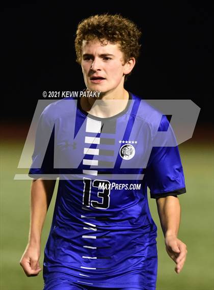 Thumbnail 2 in Somers vs. Old Saybrook (CIAC Class S Semifinal) photogallery.