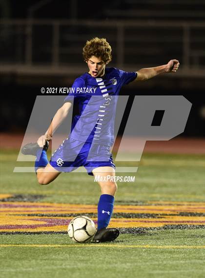 Thumbnail 3 in Somers vs. Old Saybrook (CIAC Class S Semifinal) photogallery.