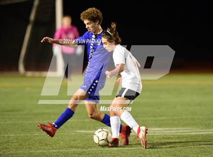 Thumbnail 2 in Somers vs. Old Saybrook (CIAC Class S Semifinal) photogallery.