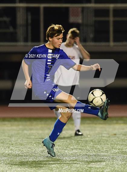 Thumbnail 3 in Somers vs. Old Saybrook (CIAC Class S Semifinal) photogallery.