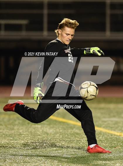 Thumbnail 2 in Somers vs. Old Saybrook (CIAC Class S Semifinal) photogallery.