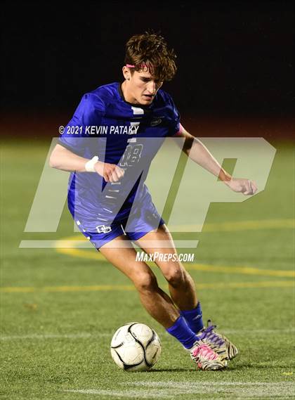 Thumbnail 3 in Somers vs. Old Saybrook (CIAC Class S Semifinal) photogallery.