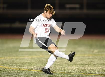 Thumbnail 2 in Somers vs. Old Saybrook (CIAC Class S Semifinal) photogallery.