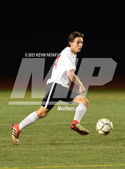 Thumbnail 1 in Somers vs. Old Saybrook (CIAC Class S Semifinal) photogallery.