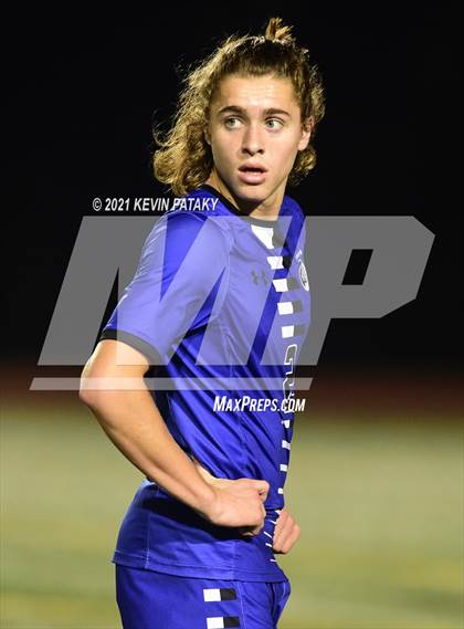 Thumbnail 2 in Somers vs. Old Saybrook (CIAC Class S Semifinal) photogallery.