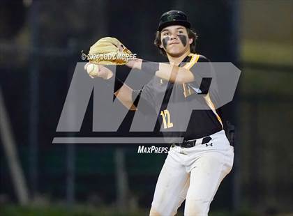Thumbnail 1 in Desoto Central vs Hernando photogallery.