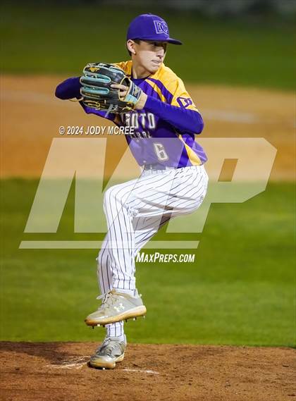 Thumbnail 3 in Desoto Central vs Hernando photogallery.