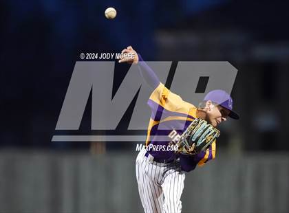 Thumbnail 1 in Desoto Central vs Hernando photogallery.