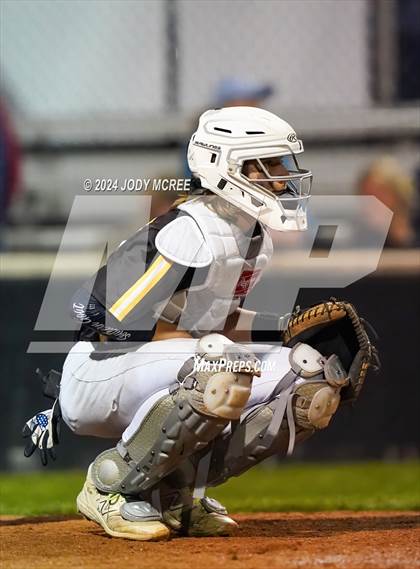 Thumbnail 3 in Desoto Central vs Hernando photogallery.