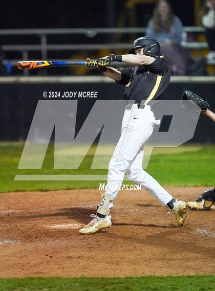 Thumbnail 3 in Desoto Central vs Hernando photogallery.