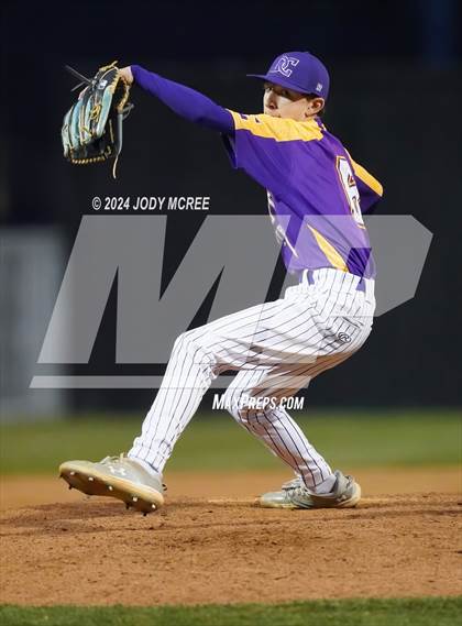 Thumbnail 2 in Desoto Central vs Hernando photogallery.