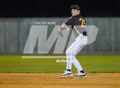 Thumbnail 3 in Desoto Central vs Hernando photogallery.