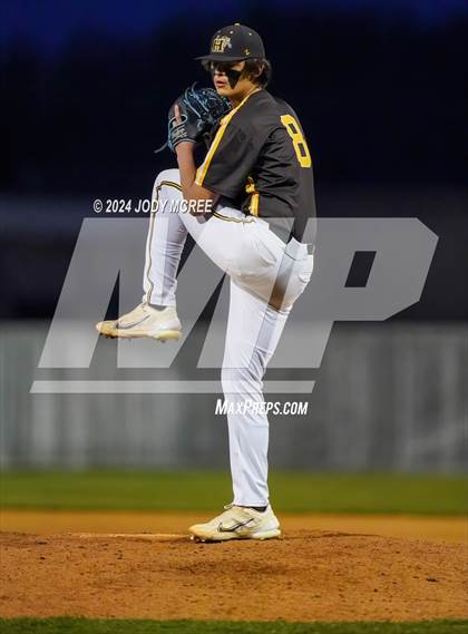 Thumbnail 3 in Desoto Central vs Hernando photogallery.