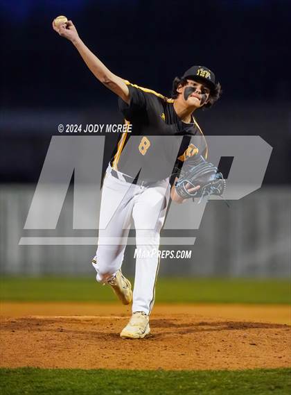 Thumbnail 1 in Desoto Central vs Hernando photogallery.