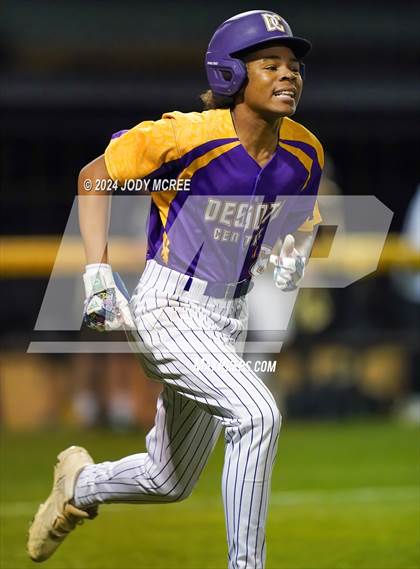 Thumbnail 2 in Desoto Central vs Hernando photogallery.