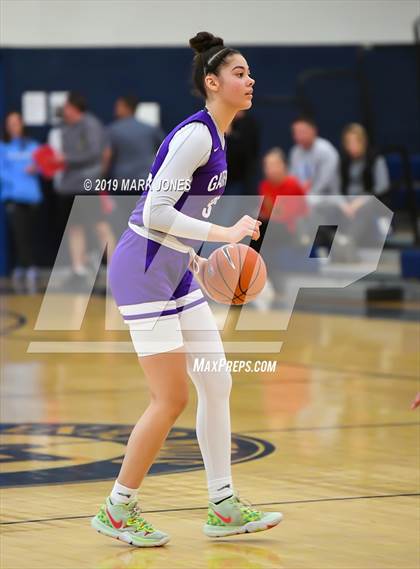 Thumbnail 1 in La Jolla Country Day vs. Garfield (Nike Tournament of Champions)  photogallery.
