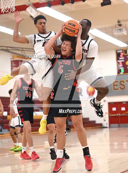 Thumbnail 1 in San Clemente vs. San Bernardino (Coast Classic) photogallery.