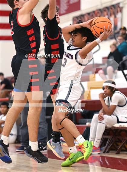 Thumbnail 2 in San Clemente vs. San Bernardino (Coast Classic) photogallery.