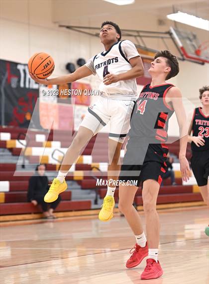 Thumbnail 3 in San Clemente vs. San Bernardino (Coast Classic) photogallery.
