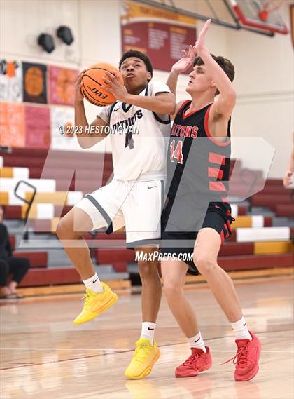 Thumbnail 2 in San Clemente vs. San Bernardino (Coast Classic) photogallery.