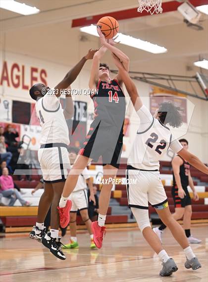Thumbnail 3 in San Clemente vs. San Bernardino (Coast Classic) photogallery.