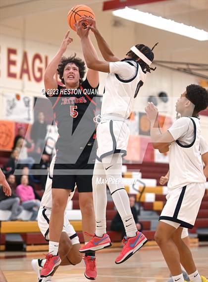 Thumbnail 2 in San Clemente vs. San Bernardino (Coast Classic) photogallery.