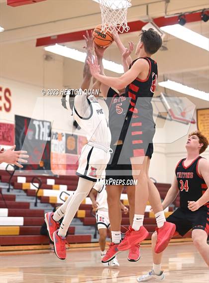 Thumbnail 2 in San Clemente vs. San Bernardino (Coast Classic) photogallery.