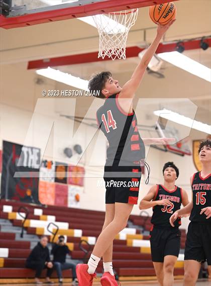Thumbnail 1 in San Clemente vs. San Bernardino (Coast Classic) photogallery.