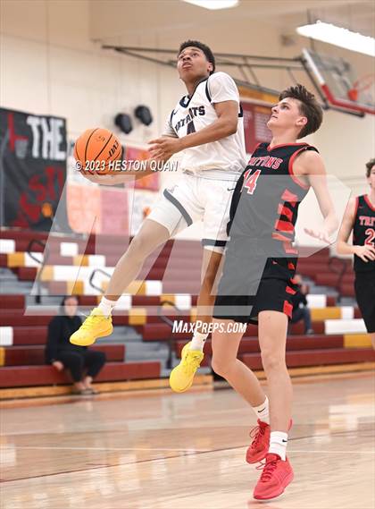 Thumbnail 2 in San Clemente vs. San Bernardino (Coast Classic) photogallery.