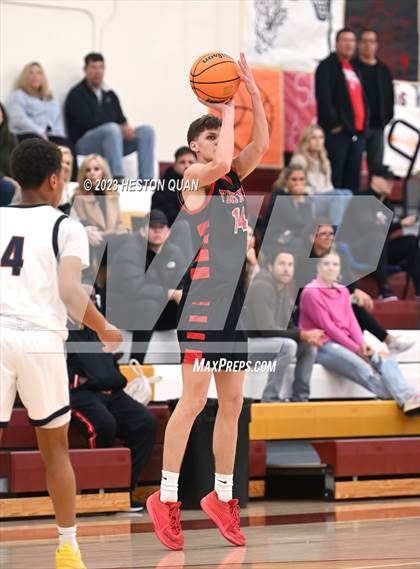 Thumbnail 2 in San Clemente vs. San Bernardino (Coast Classic) photogallery.