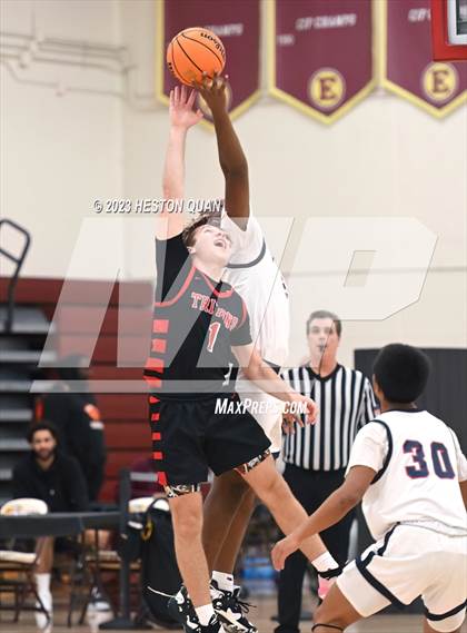 Thumbnail 2 in San Clemente vs. San Bernardino (Coast Classic) photogallery.