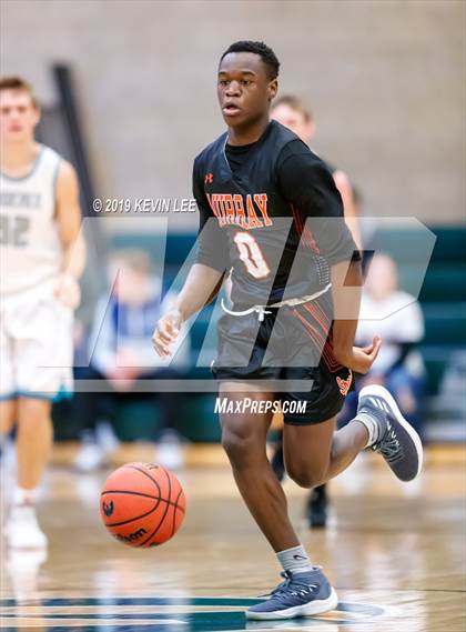 Thumbnail 3 in Farmington vs. Murray (Utah Autism Holiday Classic) photogallery.