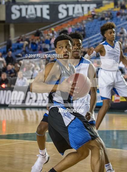 Thumbnail 3 in Curtis vs. Federal Way (WIAA 4A Quarterfinal) photogallery.
