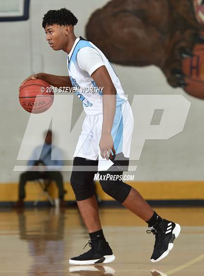 Thumbnail 2 in Washington County vs. Bertie (Roanoke-Chowan News Herald Holiday Tournament) photogallery.