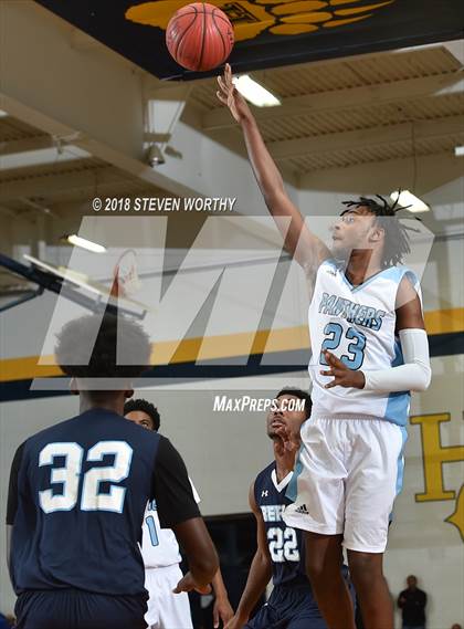 Thumbnail 3 in Washington County vs. Bertie (Roanoke-Chowan News Herald Holiday Tournament) photogallery.