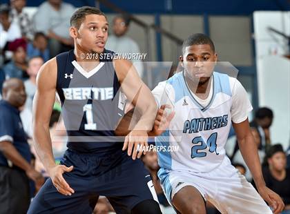 Thumbnail 1 in Washington County vs. Bertie (Roanoke-Chowan News Herald Holiday Tournament) photogallery.