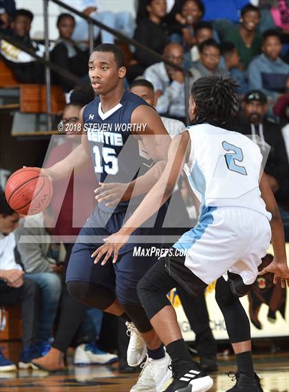 Thumbnail 3 in Washington County vs. Bertie (Roanoke-Chowan News Herald Holiday Tournament) photogallery.