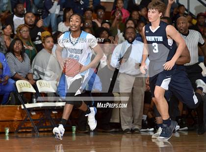 Thumbnail 3 in Washington County vs. Bertie (Roanoke-Chowan News Herald Holiday Tournament) photogallery.