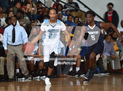 Thumbnail 1 in Washington County vs. Bertie (Roanoke-Chowan News Herald Holiday Tournament) photogallery.