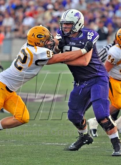 Thumbnail 3 in Centerville @ Elder (Crosstown Showdown) photogallery.
