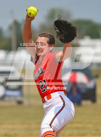 Thumbnail 2 in West Delaware vs Washington (West Delaware Invitational) photogallery.