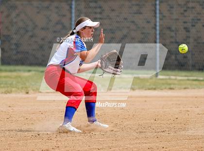 Thumbnail 3 in West Delaware vs Washington (West Delaware Invitational) photogallery.